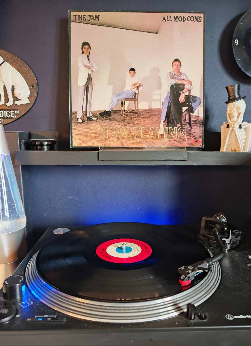mjcpfc's tweet photo. Now playing
The Jam - All Mod Cons https://t.co/CunXQd6IW9