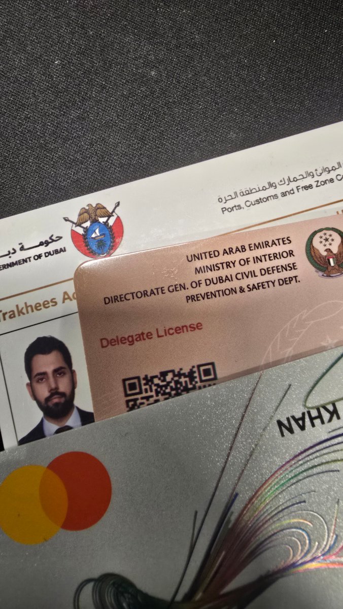 alixavior's tweet photo. Alhamdulillah ✨
From being a backbencher to earning accreditations from top-tier Dubai Government departments.

🔰 Dubai Government - PCFC
⚜️ Ministry of Interior – DCD

A proud milestone and a reminder that consistency matters more than where you start.

Forever grateful to the leadership of Dubai for creating one of the safest, most progressive, and opportunity-filled places for residents and citizens alike. 🇦🇪💫