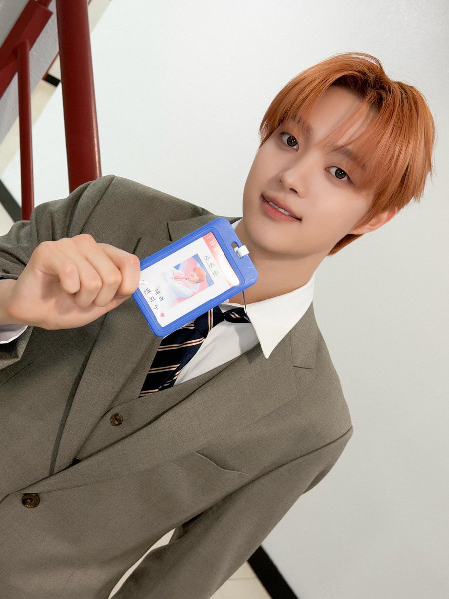 와와 tweet media