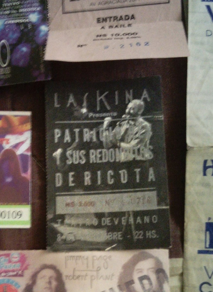 robert24902's tweet photo. Si, todavía tengo la entrada de mi primer recital de los Redondos... Y como con el primer amor, estuve cada vez que se cruzaron a tocar. Gracias por todo, Indio. https://t.co/X3AWMUJS2e