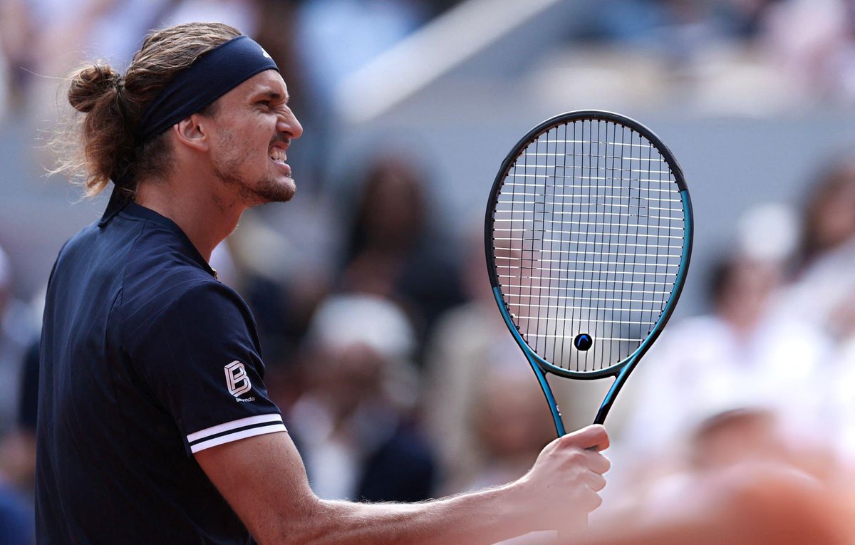 Tiempodetenis1's tweet photo. ¡ALEXANDER ZVEREV ES FINALISTA DE ROLAND GARROS!

¡A UNA VICTORIA DE SU PRIMER GRAND SLAM! https://t.co/eZGMIKIq47