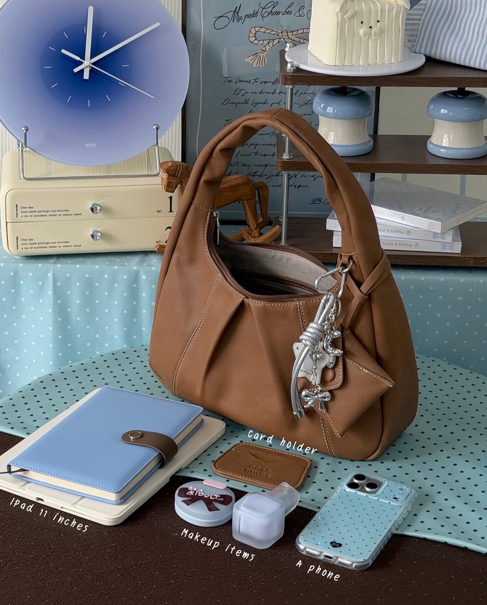 friendlyxstore's tweet photo. ใครหากระเป๋าแบรนด์ไทยราคาดีๆแนะนำ obaghouse เลยคับ ราคาหลักร้อย รุ่นใหม่น่ารักมากๆ ♡ https://t.co/dWxbP4YQHV