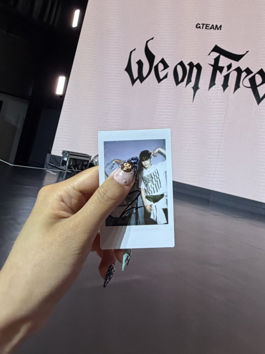 joruaberry's tweet photo. another one thank yew 🙂‍↕️

(this kid and his signature dilemma…) https://t.co/WUXgEuLt7r