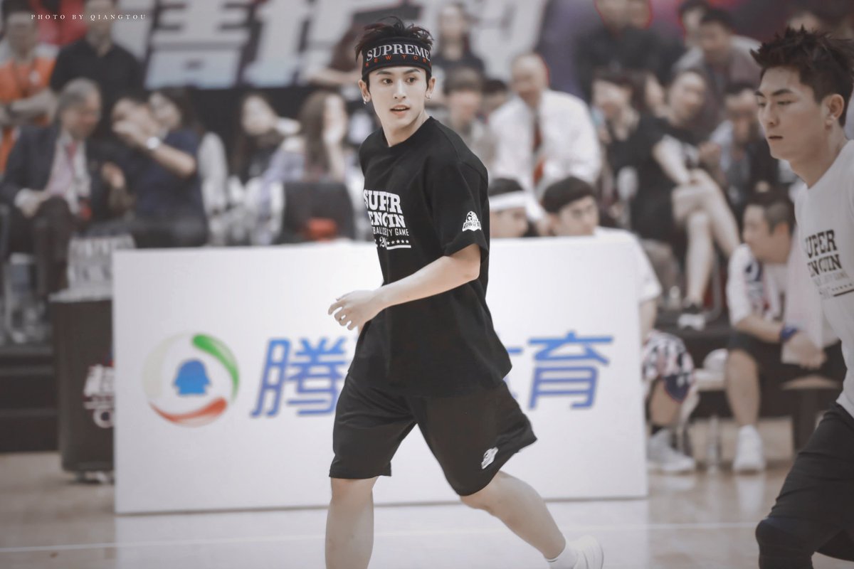 KageHikaru's tweet photo. #TheRealZhangZhehan daily themes
ZH in movement 🏃‍♂️💙
#ZhangZhehan #张哲瀚

theme calendar: https://t.co/XF0NV3SNaS https://t.co/EXKburr7sy