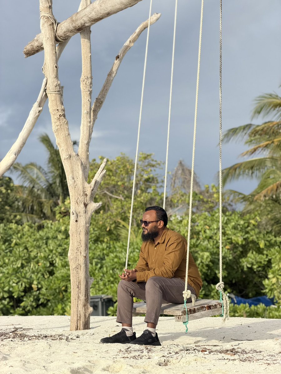 manfaamv's tweet photo. A.Dh.Dhidhdhoo gai miadhu shoot kurevunu Sheikh Hathim Yousuf ge dheenee clips thakuge therein #manfaa_dhathuru https://t.co/qqE8dVSBP1