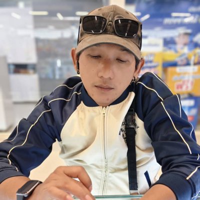 ApichaChumin's tweet photo. #NewProfilePic https://t.co/iHm7Y3O6mC