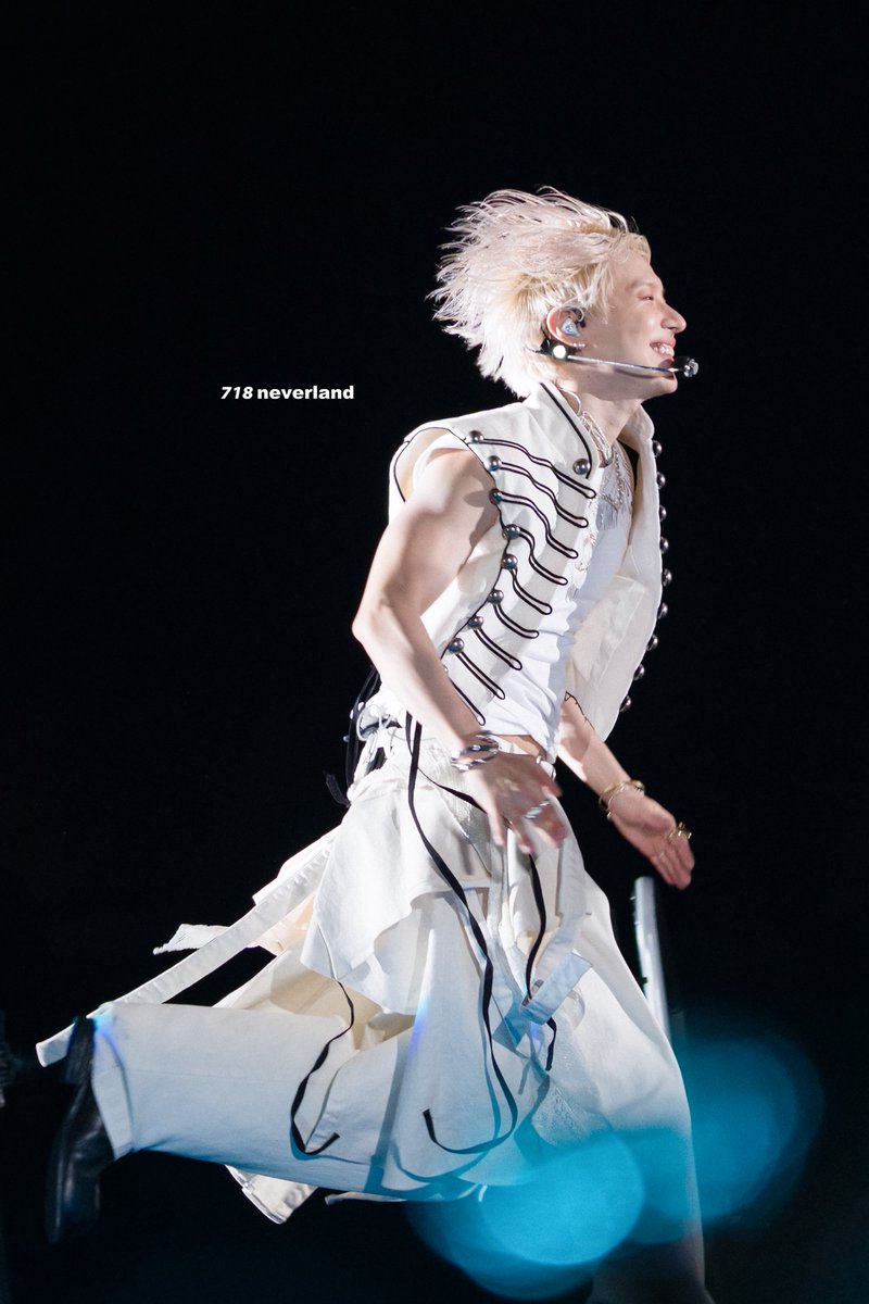 718neverland718's tweet photo. 260605 SHINee SW8 Japan THE INVERT day1📷

운전하고 싶은 태민🤭

#태민 #TAEMIN #テミン #泰民 https://t.co/h2vPfEzMuA