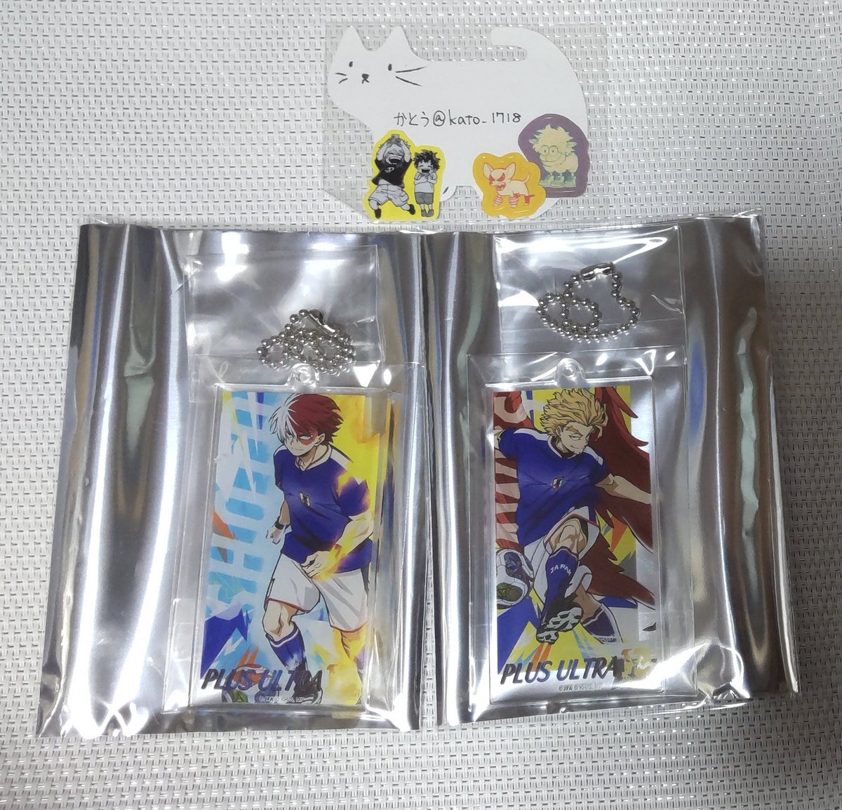 kato_1718's tweet photo. 【譲渡】
僕のヒーローアカデミア ヒロアカ サッカー 日本代表 アクリルキーホルダー アクキー
譲：轟 ホークス
求：定価+送料
ボールチェーンは外して別にしてOPPに入れています。
よろしくお願いいたします⚽️ https://t.co/GHXrDuTPXs