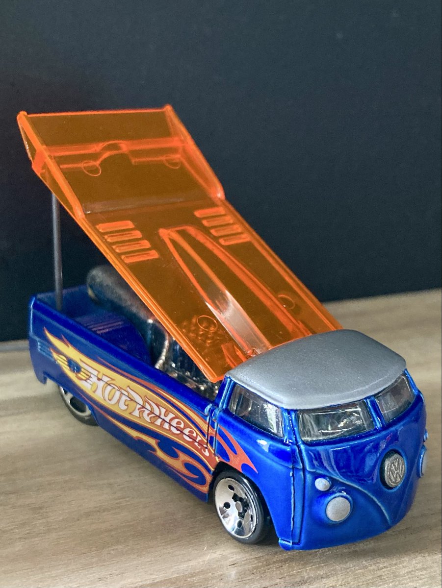 HotWheels VW Drag Truck 超激レア‼️最終値下げ‼️ Volkswagen Drag Truck 2004 First Editions 今日は基本に立ち戻る