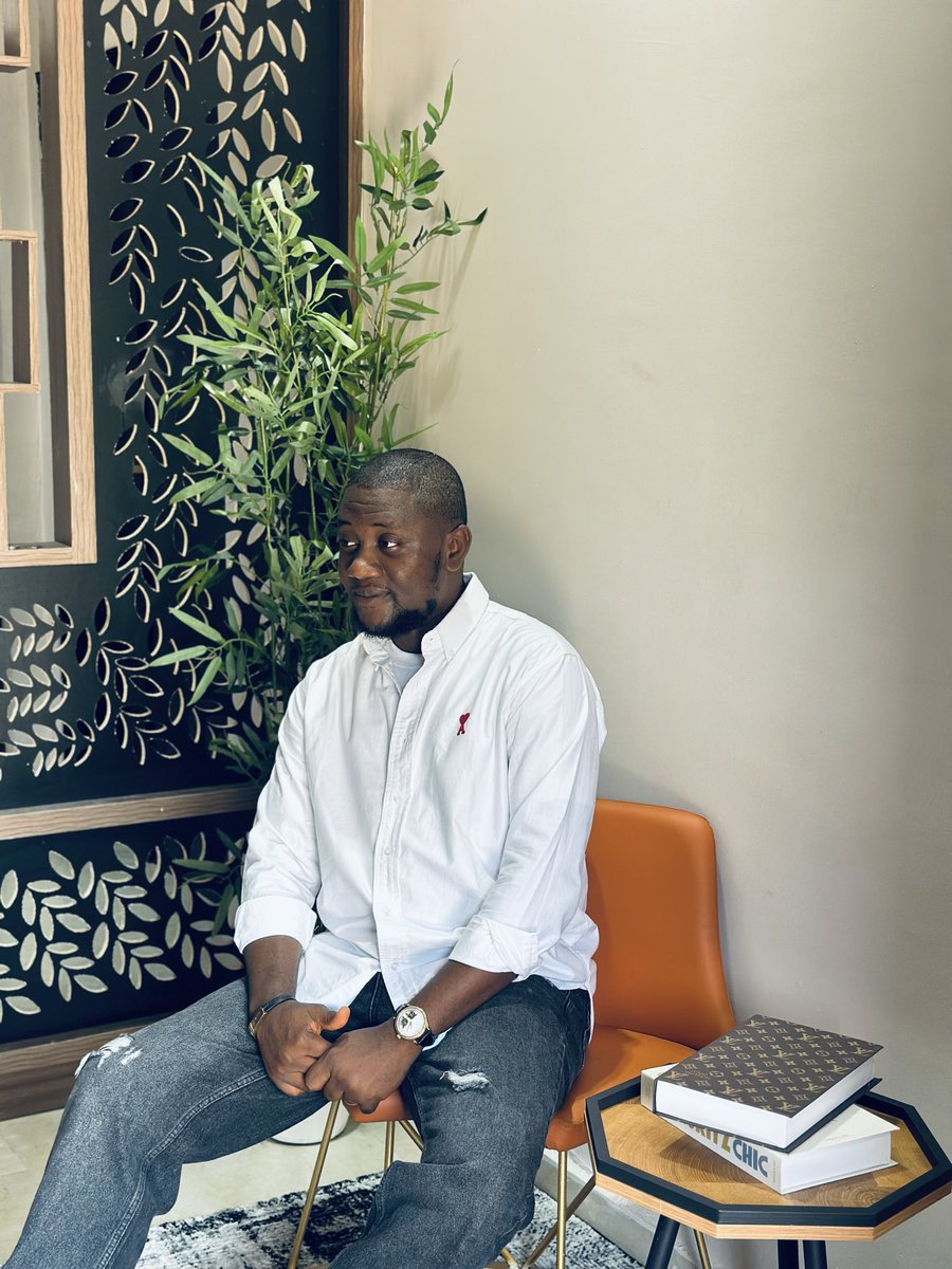 Raphyzzz's tweet photo. Today I celebrate Life, Growth and GOD’S Faithfulness 🎉🙏. Born to shine ✨ https://t.co/KDqv9Sgg3s