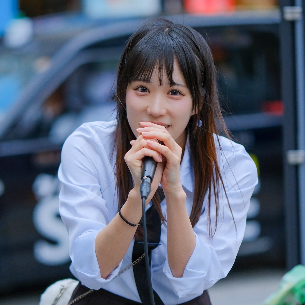 cute_pod's tweet photo. 路上ライブ
（6月5日☁️）
新宿和牛特区前

よる🥚さん
@yorudayo0127 

 #よる
 #よふかし組
 #新宿和牛特区前
 #学生シンガーソングライター
 #アイドル
 #路上ライブ 
 #全て自ら作った曲素敵でした https://t.co/4GUE9frOTh
