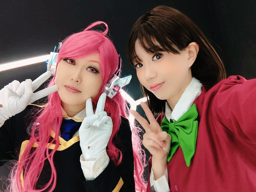 iseki_rake's tweet photo. 【cos】
5月は仕事もプラベも死る苦ロードで疲労困憊ルすぎて無理オブ無理でした！6月も異動先で死に絶えています…(:3_ヽ)_
それは扨置き、先週の土曜はさらささんと撮り合い行ったよ(﹡ˆᴗˆ﹡)✩⃛多忙すぎて新規衣装間に合わず…前回手袋忘れたからレイシスちゃんをリベンジしたよ〜 https://t.co/9n2oOABZ6Q