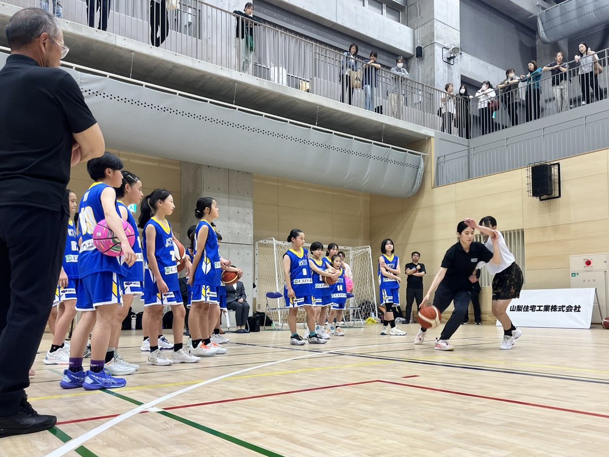 ybs_spirits's tweet photo. 【取材現場から】
#ミニバス"世界挑戦選抜"
#OCEAN 記者会見📸📹

台湾で行われる国際大会出場を前に、
ユニフォームを披露✨
トレーニングも公開🏀
#バスケットボール
#ミニバスケットボール
#山梨

7日📺
#日曜5時
番組の内容と放送時間は変更になる場合があります。
ご了承ください。 https://t.co/ocep4ksjve