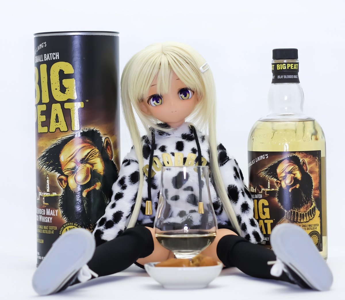 shinjyu0426's tweet photo. 今週仕事頑張ったのでビックピート!
素晴らしいスモーク感🥃
#うちのこかわいい
#DOLL
#DOLLBOT https://t.co/rzkBehvPqO