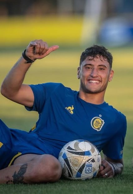 jockcult's tweet photo. Alejo Véliz
📏 1,86 m / 6'1" • ⚖️ 80 kg • 🎂 22 anos
⚽ Atacante • 🇦🇷 Argentina https://t.co/A8vKPcziZp