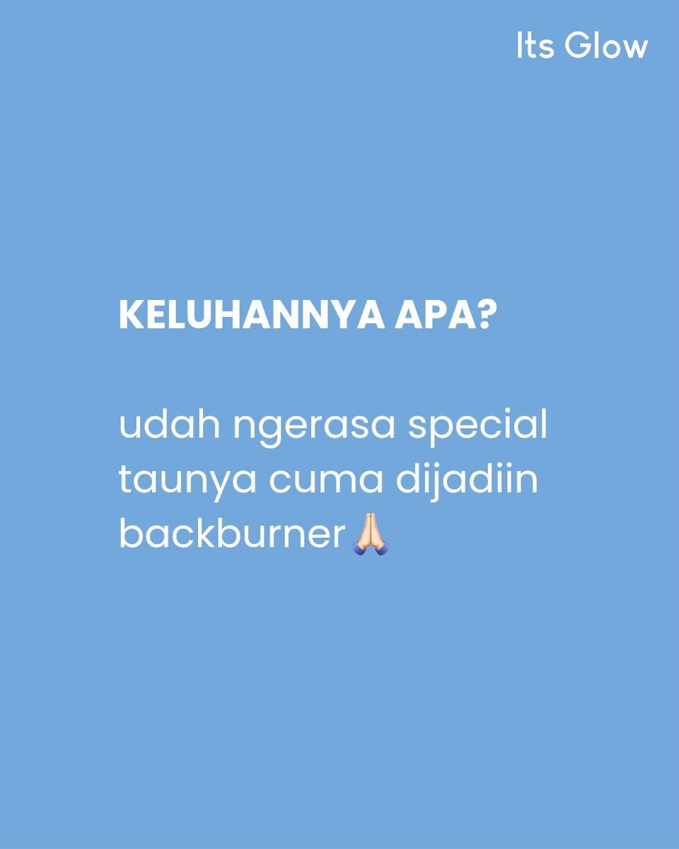 JetVeetlev's tweet photo. Sadar dong manis, kamu tuh bukan prioritas utamanya, kamu tuh cuma backburner alias pemain cadangan yang gunanya cuma buat ngejaga biar ego dia tetep kenyang pas dia lagi dicuekin sama orang yang beneran dia taksir. 

Dengerin baik-baik: jangan pernah mau bertahan di posisi yang bikin kamu harus ngemis-ngemis validasi dong, ya.

Kalau dia emang sayang, dia gak bakal ngebiarin kamu hidup dalam ketidakpastian kayak nunggu pengumuman dorprise.

Mending kamu munduran, tarik semua perhatian kamu, dan blokir aksesnya. Kamu tuh berharga banget loh, masa mau dijadiin pilihan kedua atau ketiga?

Inget nih, kamu itu menu utama, jangan mau cuma dijadikan hidangan penutup yang dicicipi pas lagi iseng doang!