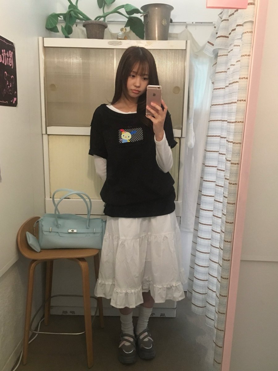 wearedaliy's tweet photo. 260605 한지효 인스타그램
I ♥︎︎ 🐾
@_tuomio #TUOMIO #뚜오미오

#Weeekly #위클리 #Hanjihyo https://t.co/5xkxAZJDX0