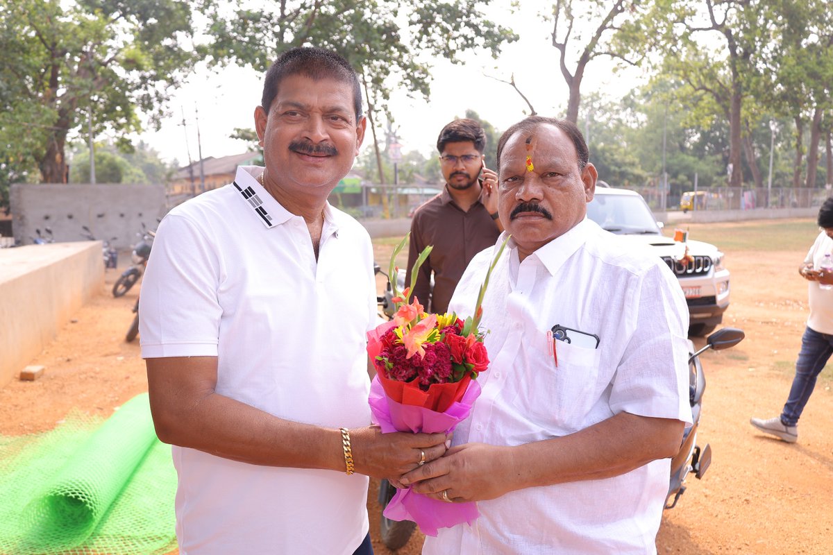 baripadam's tweet photo. 🌱 On the auspicious occasion of World Environment Day,@baripadam organized a Mega Plantation Drive.The programme was graced by Hon'ble MLA,Baripada,Sj.Prakash Soren,Chairperson,Vice-Chairperson,Councillors,Local Youth Club members,SHGs,Executive Officer &amp; officials of @baripadam https://t.co/HiMHOa2wbh