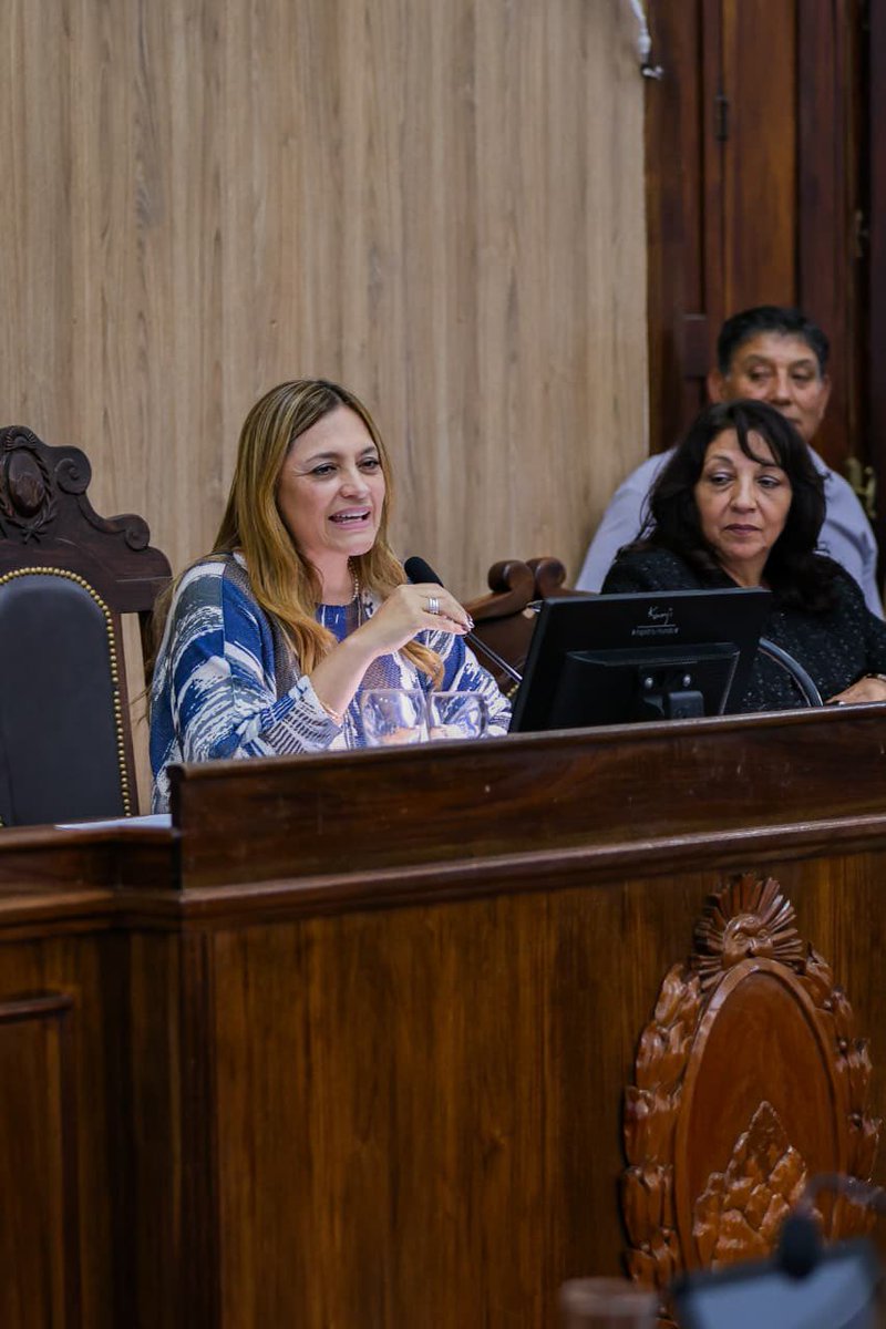 LegislaturaLR's tweet photo. En la quinta sesión ordinaria del 141° Período Legislativo, la Cámara de Diputadas y Diputados aprobó la creación del Programa Provincial de Educación Vial para todos los niveles educativos y estableció el tercer domingo de mayo como el Día Provincial de la Memoria del VIH. https://t.co/0uQqX9vIQ3