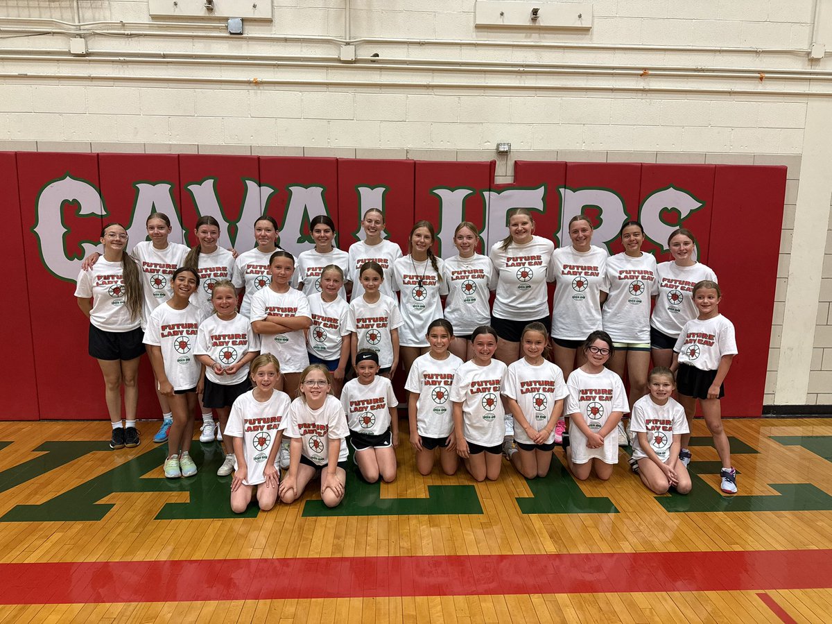 lpladycavsbball's tweet photo. What a great week! Thank you to all the campers who attended, parents who signed them up and brought them each day, and to our own Lady Cavs for working the camp all week! #GoLadyCavs #WeAreLP🟢🏀🔴 https://t.co/BhgTJFHkmK