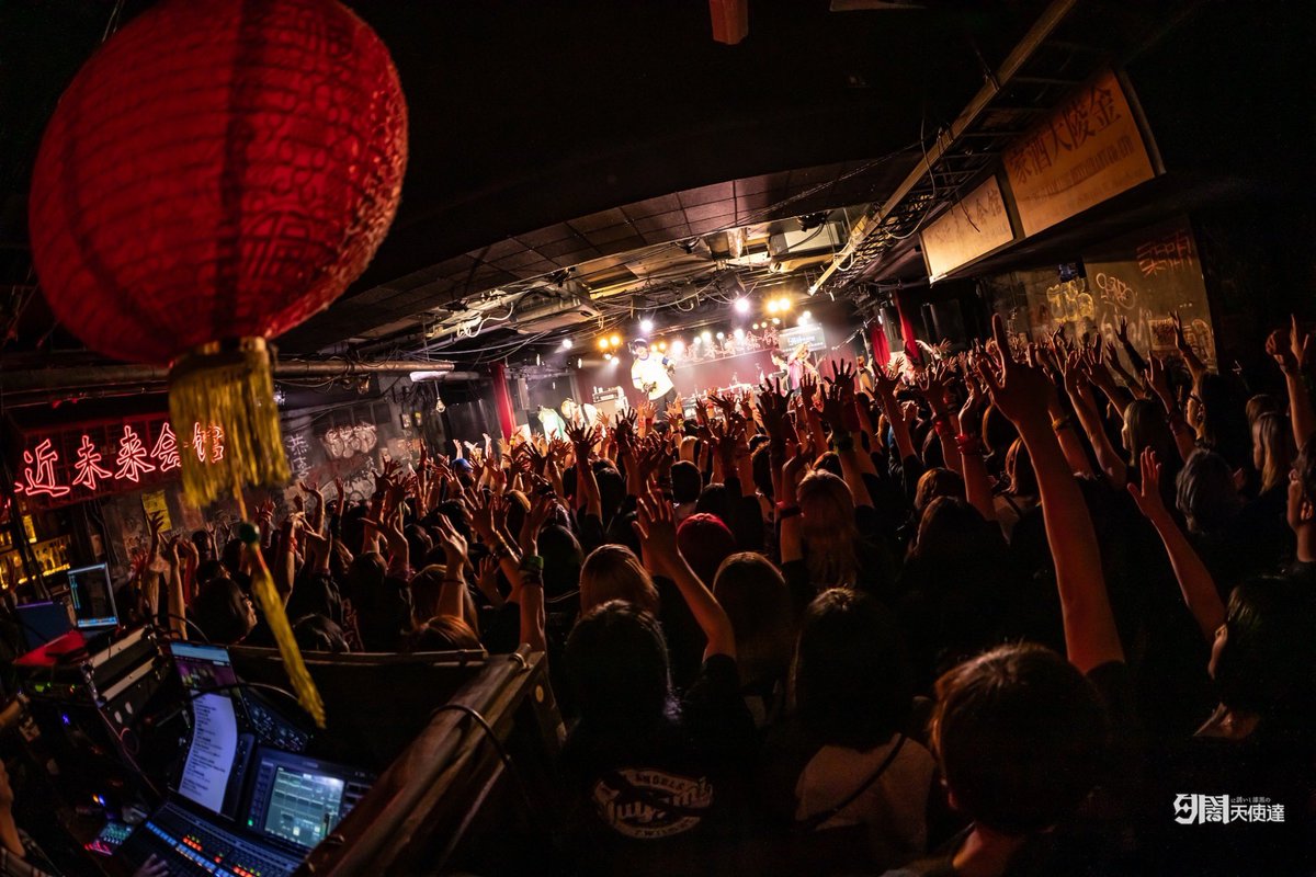 twilight___'s tweet photo. 【⚽️KOYANAGI Congratulations ⚽️】

2026年6月5日(金)
FC限定ライブ『Congratulations 』
📍渋谷近未来会館

本日お越しの方ありがとうございました💥

来月の『Congratulations 』もよろしくお願いします🌞

次のライブは、大阪6月20日 『KiTSUNE Party 2026』でお待ちしております✌️

📸@nozomeeeeee 

#夕闇に誘いし漆黒の天使達