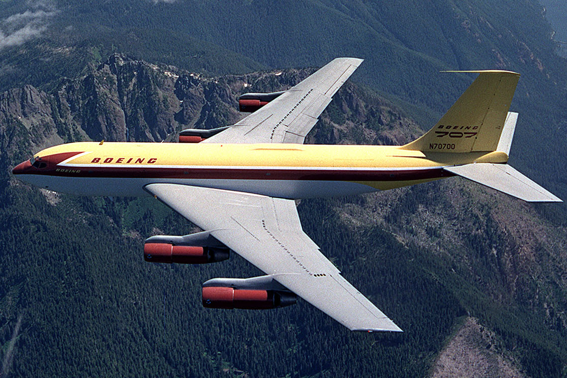 AirlineHistory's tweet photo. Today in Aviation History
6/5/1967 – Boeing delivers its 1,000th jet airliner, a Boeing 707-120B for American Airlines. (of course, not an AA bird)
Photo: Photoshop Boeing Dreamscape
*Don’t let history museums become history* https://t.co/bZC0rEbxUe