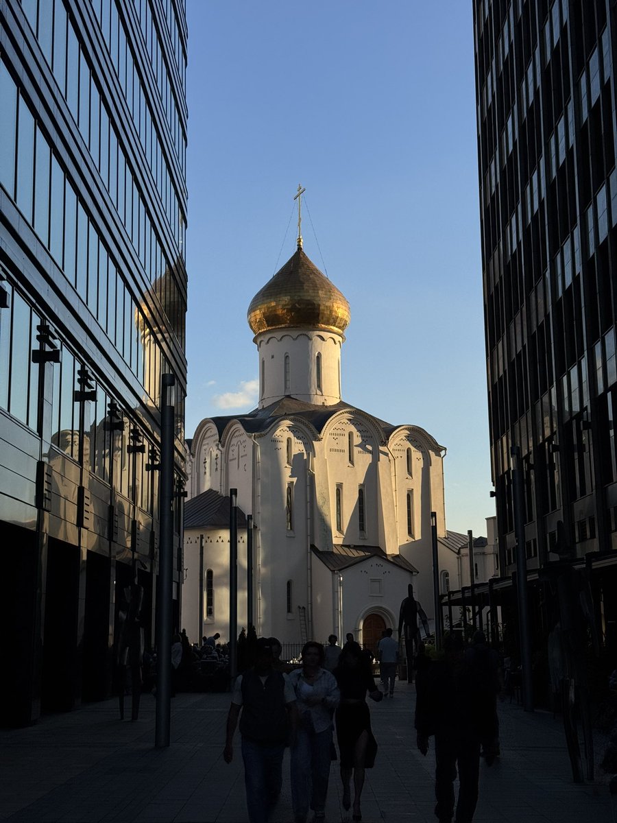 europhilosopher's tweet photo. Лучший город земли https://t.co/0Tq5e1bimm