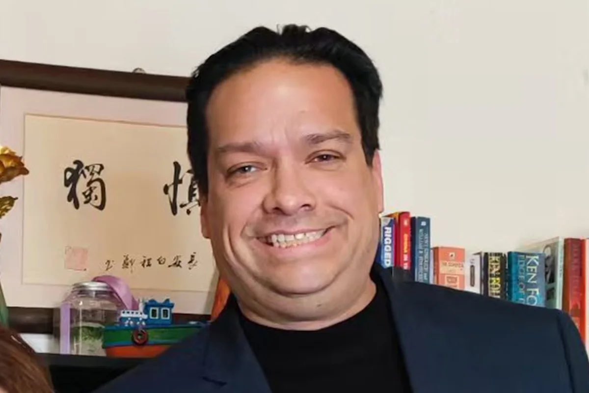BreannaMorello's tweet photo. 🚨CCP ALERT🚨

A US journalist has pleaded guilty to acting as an illegal agent for the Chinese government.

Thomas Weir Pauken II lived and worked in China for over a decade at outlets including China Central Television.

From at least 2019, Pauken conspired to gather sensitive US government information and intelligence on American targets at the direction of Chinese handlers, receiving at least $100,000 and traveling multiple times to meet potential sources.

Pauken faces up to 10 years in prison at his September sentencing, while his attorney stated that the 50-year-old accepted responsibility and claimed his actions aimed to promote peaceful relations and religious freedom in China.