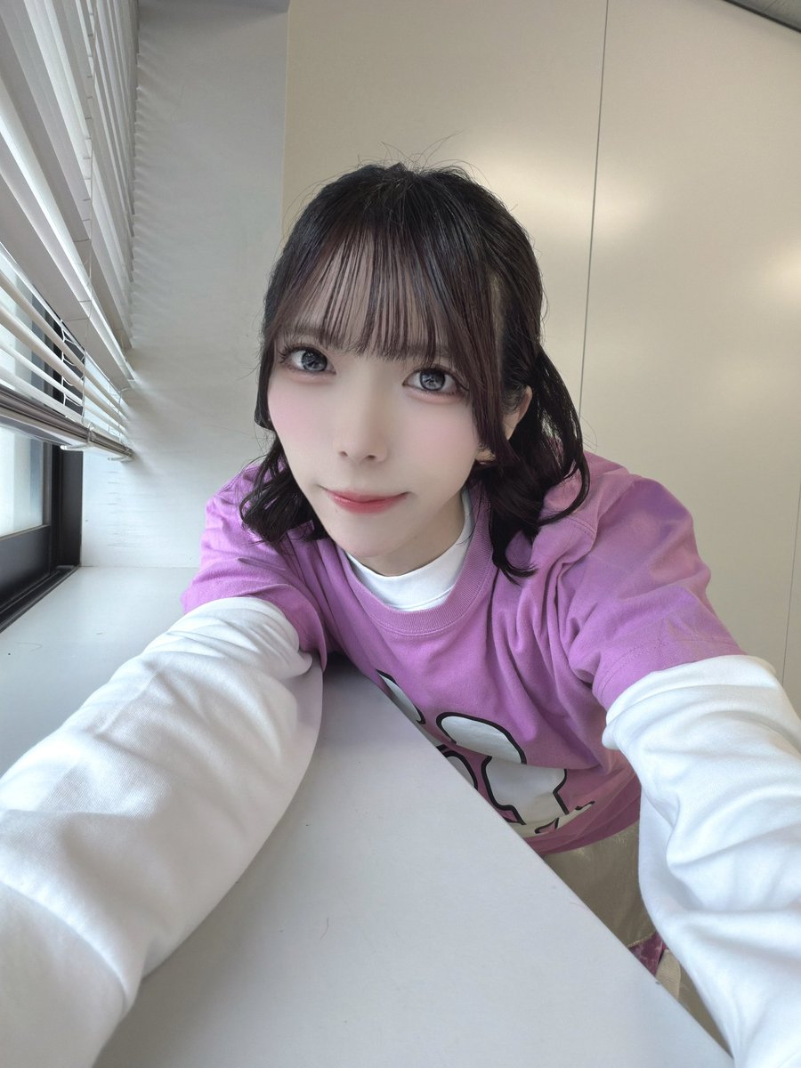 inafu_milmon's tweet photo. イオンモール幕張新都心グランドモールでのフリーライブありがとうございました✨️
久々のライブめっちゃ楽しかった❕❕❕
平日にも関わらずありがとう🫶

明日明後日は昭島モリタウンにてフリラさせていただきます❕よろしくお願いします😌

#みるもんフリラ #みるもん #MilkyMonster https://t.co/XlqK97FNwp