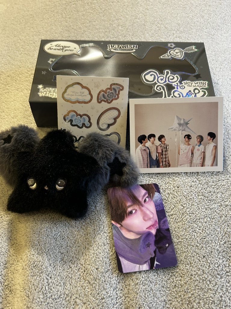 taeoxo's tweet photo. ode to love pulls <3 https://t.co/Jn4QCh2hNe