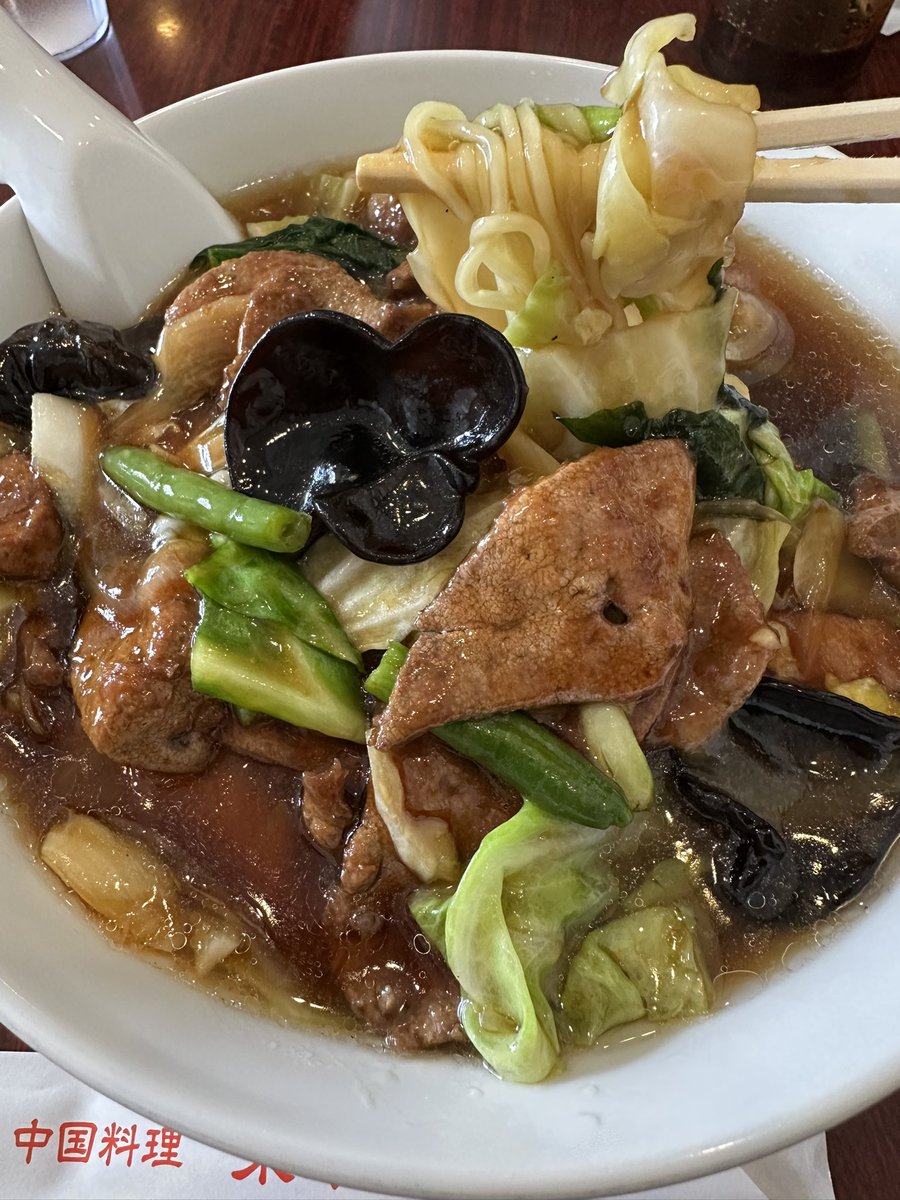 hello_ty71s2's tweet photo. 돼지 간이 듬뿍🍜
😋🫴🏻✨.ﾟ･*..☆.｡.:*✨.☆.｡.:. *:ﾟ

💪🏻🔥 ̖́-

#TAEYONG
#태용밥 https://t.co/SNaApBGfom