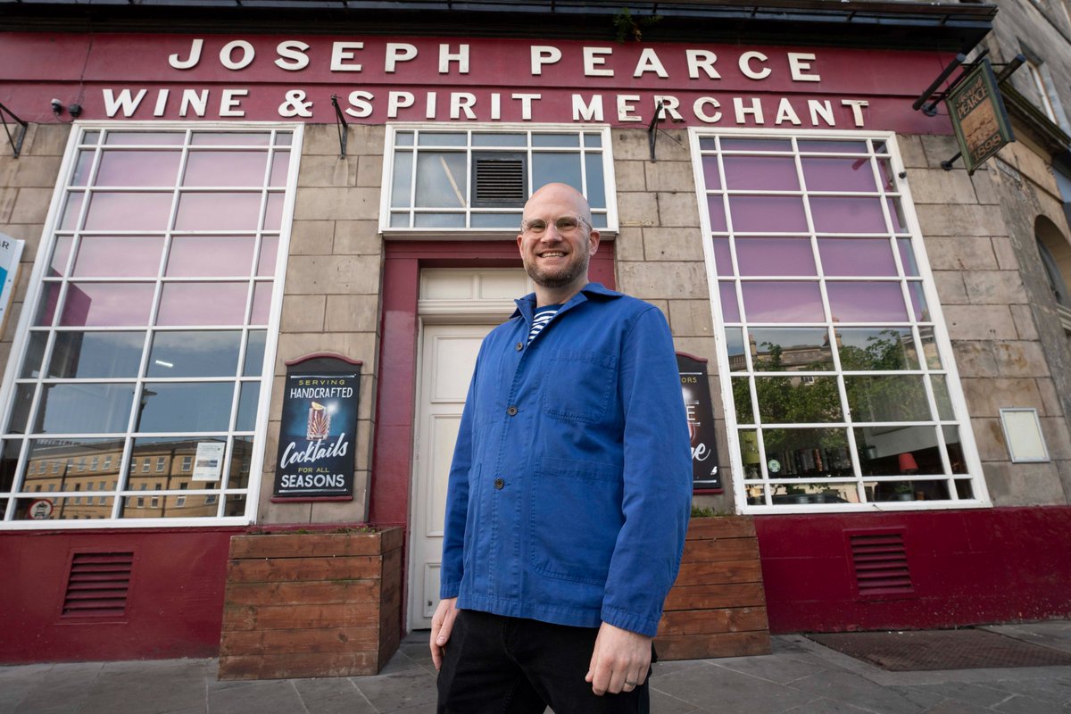 Worklifeedin's tweet photo. Elm Row pub, Joseph Pearce, is closing for refurbishment on Monday 8 June and is set to open again at the end of July  
https://t.co/SnniKty5rQ https://t.co/MVGHYKSqN6