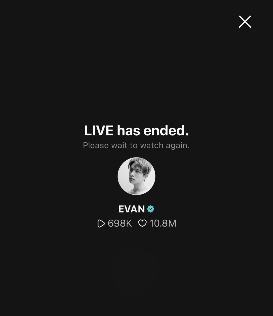 juzzENHYPEN's tweet photo. he looked so happy in his live today eating ramen 🥺🥺🥺 it makes my heart at ease. my babie, always be happy our heeseung!

i love you so soooo much! 

#HEESEUNG #희승 #EVAN https://t.co/QrRL9RZ5Vr