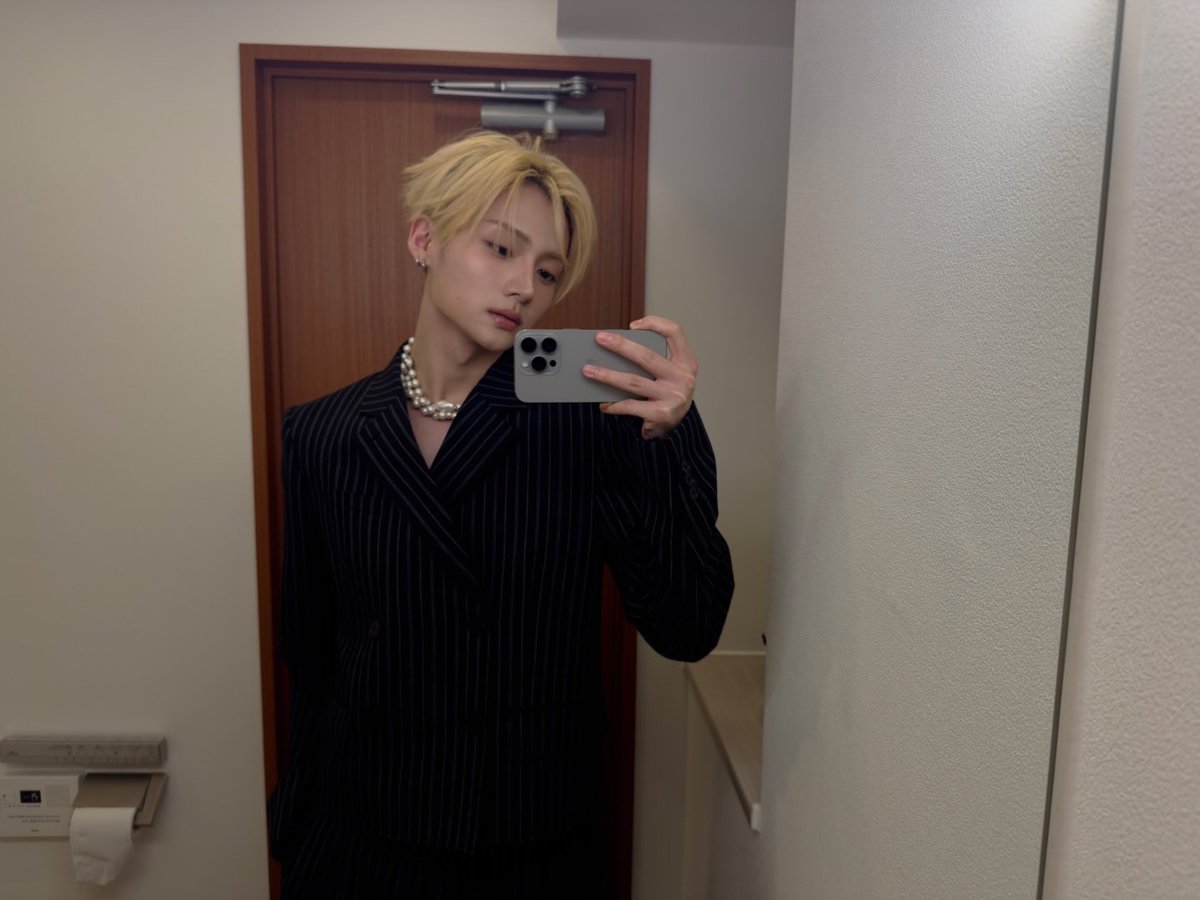 SWONS_'s tweet photo. 어흑 엘르 상원이 왔뜸 ㅠㅠ https://t.co/alhffH9QIR