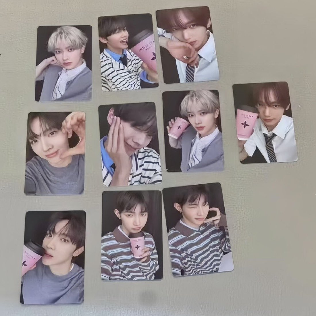 and2blegallery's tweet photo. AND2BLE x Molly Tea Photocards https://t.co/pd6VGB4E15