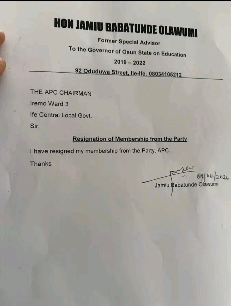 misteranalyzer's tweet photo. From this simple write up, you’d know the Honorable has a lot to say but chooses to not to say it, 

Happy resignation week https://t.co/Te4O7iuYBz