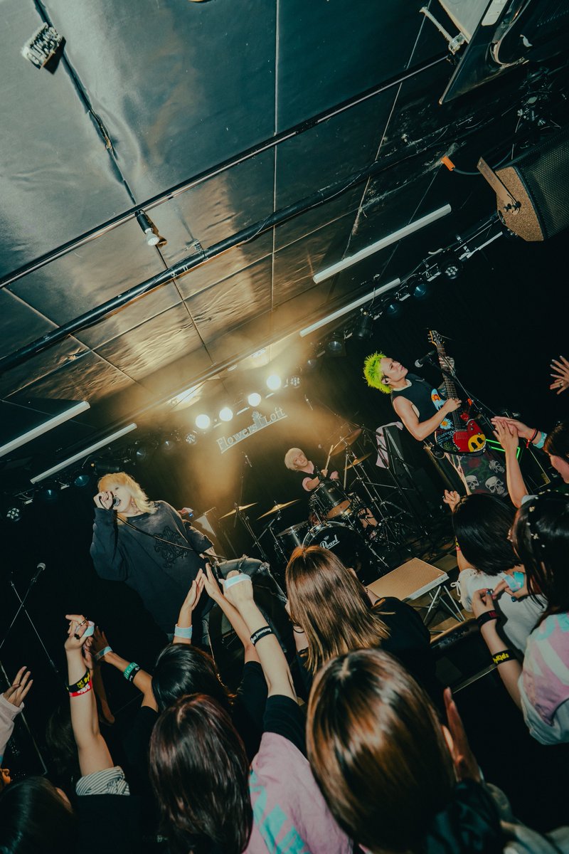 97kids_Aster's tweet photo. nabi pre.2nd Multi Live「PUPA」
ありがとうございました！
次のライブは6/12 SUPER SONIC TOUR名古屋編😈 https://t.co/hZ6eqDpMRG