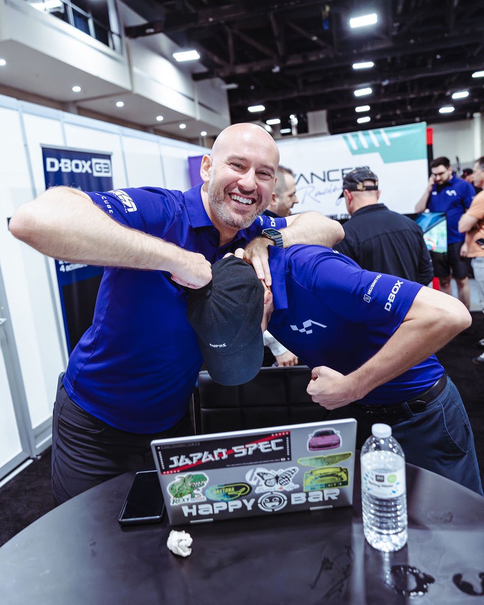 SimRacingExpo's tweet photo. Charlotte, let the good times roll! 😍

Smiles all around, a bit of banter and on the last slide the official @fanatec Boyband! https://t.co/MZlwKuY6bE
