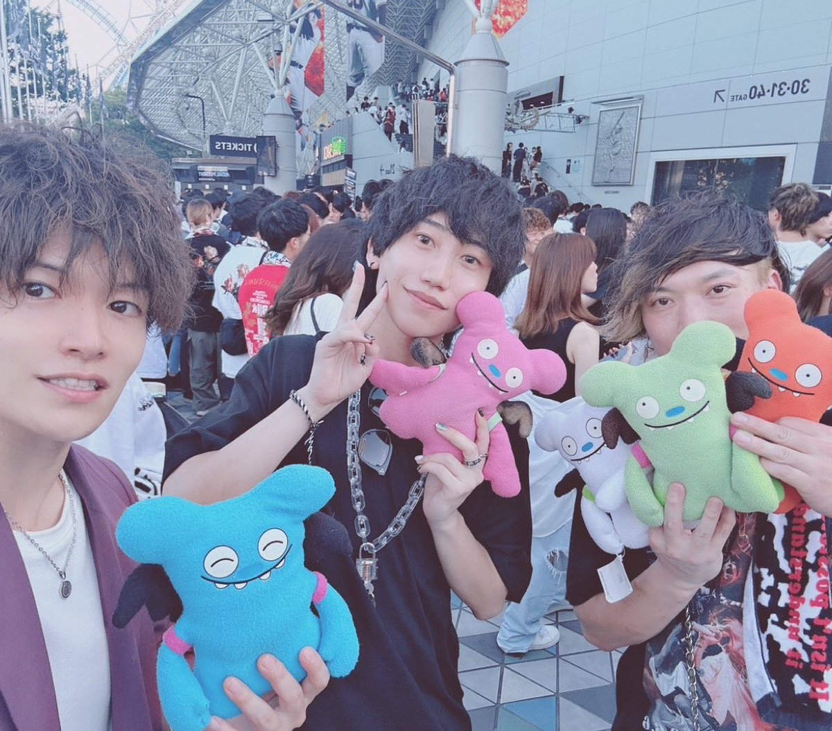 wataself's tweet photo. #これを見た人は無言で去年の6月の写真を貼る https://t.co/GC2MwxwTmj