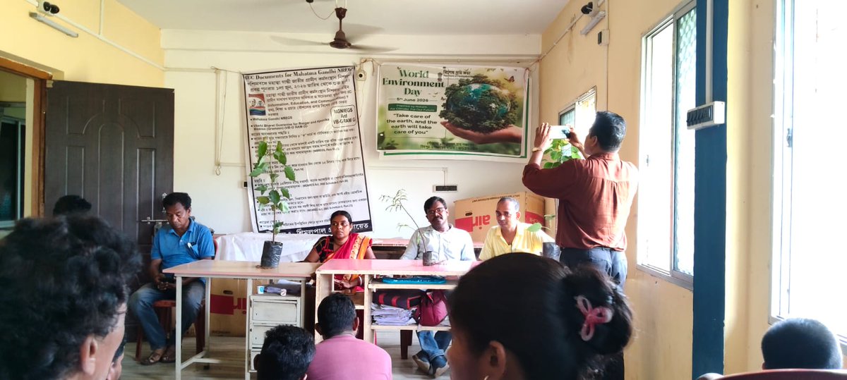 dte_phe_jhd's tweet photo. Swachh Gaon, Surakshit Jalvayu | World Environment Day 2026 Staffs and ISA team at Shimulpal GP Office,  Binpur II dev block of ,Jhargram,WB #HarGharJal #MoJSDDWS #JalJeevanMission #WestBengal #JJMForAll #SwachhGaonSurakshitJalvaayu #WorldEnvironmentDay #CommunityAction https://t.co/nFDuXecOaZ