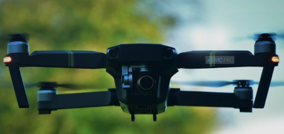 kurt_tangle's tweet photo. Niche patent by @BIT1940 🇨🇳 mentions #IOTA. This invention relates to network security and distributed computing tech. It provides a dynamic trust and security data offloading method for MEC (Multi-access Edge Computing) of low-altitude UAVs, ie drones. https://t.co/HuYiXeW2VT https://t.co/U4yC6glGcD
