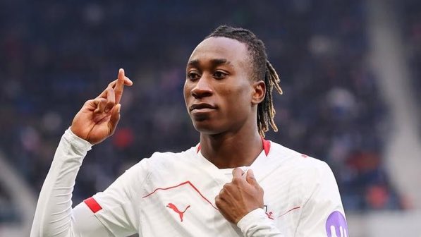 Rayan_LFC's tweet photo. سالفة أنك نادي من التوب 6 و تبي تجيب لاعب هجومي بـ أقل من 50 مليون هذي انتهت في كرة القدم بعد كورونا ، مانشستر بكم وقع مع كونيا و مبيومو ، أرسنال بكم جاب ايزي الصيف الماضي ؟ علشان كذا قيمة صفقة يان ديوماندي ماراح يكون مهم الصراحة بالنسبة لي ، أهم شيء نغطي النواقص في التشكيلة. https://t.co/kue3zf0j0T