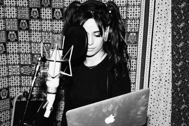 kccett's tweet photo. O jornalista Timeyin Mammah sobre a Camila e o CC5:

— "Ela está montando sua equipe de forma estratégica para o que pode ser o maior ciclo de álbum de sua carreira."

— "Camila assinou com a Align RP e a contratação indica que está preparando terreno para algo grande." https://t.co/c86k0bIMWx