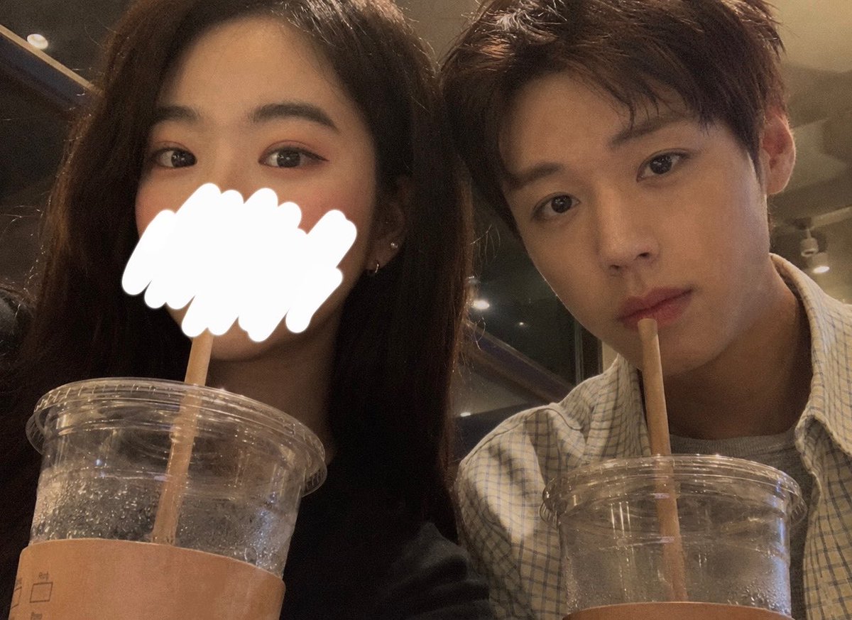 oeguoegu's tweet photo. 이거 틧타에서 유행하길래 한 번 해봤오😝 근데 일단 내가 아님. 진짜 아님. 이사람 사기꾼임. 🤪 https://t.co/b7q9fKCcaK