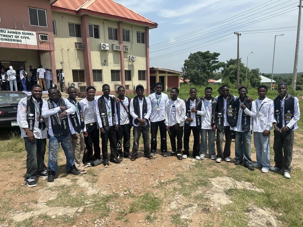 NICESA_FUNAAB's tweet photo. 🎓✨ Congratulations, Class of 2026! ✨🎓

Your hard work has paid off, and today we celebrate your achievements. Wishing you success as you begin your next journey. 🎉

Once a Civil Engineer, Always a Civil Engineer. ❤️

#SignOut2026 #CivilEngineering #ClassOf2026 🎓 https://t.co/gj0GVFVBWm
