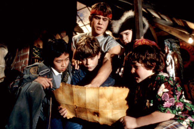 classical_trok7's tweet photo. 「#グーニーズ」始まった！
#GOONIES https://t.co/dV4bSrXnrQ