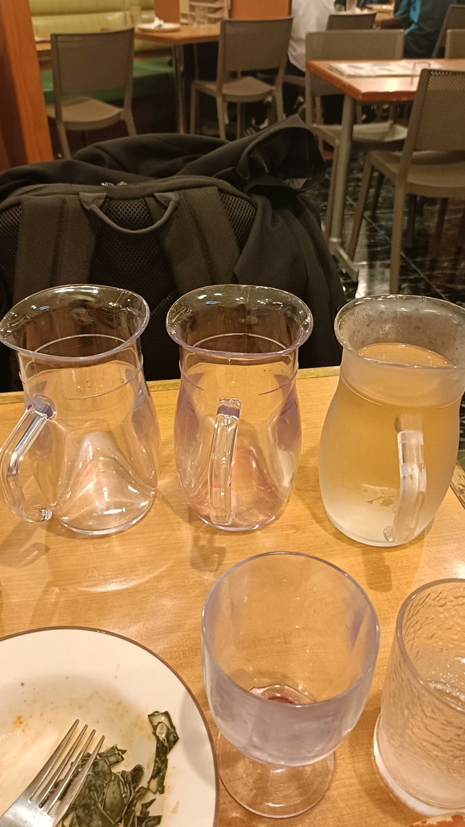 CASset_B_ASS's tweet photo. 水戸なうw誰かいないかな〜？誰か〜誰か氏〜w_とりあえずサイゼリア入りましたw_誰かいないかな〜w_おっ〇〇さんサイゼリアなのか〜(空リプ)_お腹空いたな〜誰か夕飯でもどうですか？w_さて、そろそろ帰りま〜せん。 https://t.co/XGBm0OTGrQ