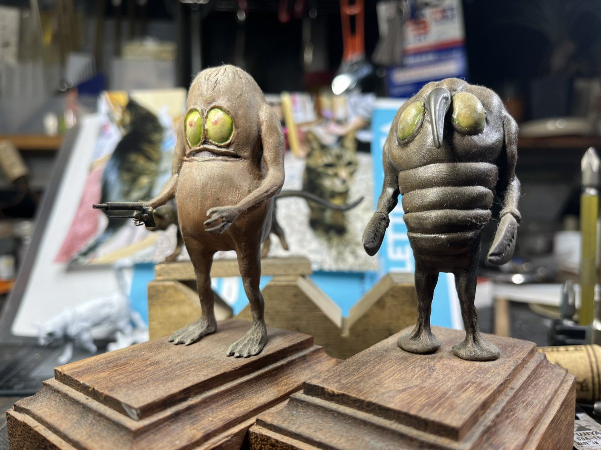 ermaluger's tweet photo. 当時駄菓子屋さんで¥80ぐらいだったのが、今「中野まんだらけ」にて¥40000だとッてさ！ https://t.co/1UFNMiI7Vl