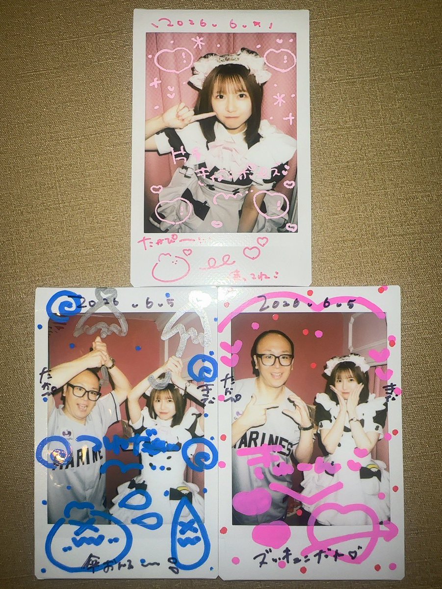 peroperotakashi's tweet photo. きなこちゃん～でーちちゃん～！！
今日はきなこちゃんとたくさんチェキ撮りました。念願の女キャッチャーきなこチェキです～！
でーちと久しぶりです～マリーンズのユニフォーム着てたらズボン穿いてないの？と言われたよ。
東京ドームに行ってきたん！ソトの200号観れたから良し！
ハスハス。。。 https://t.co/Bpxi2fLAuQ