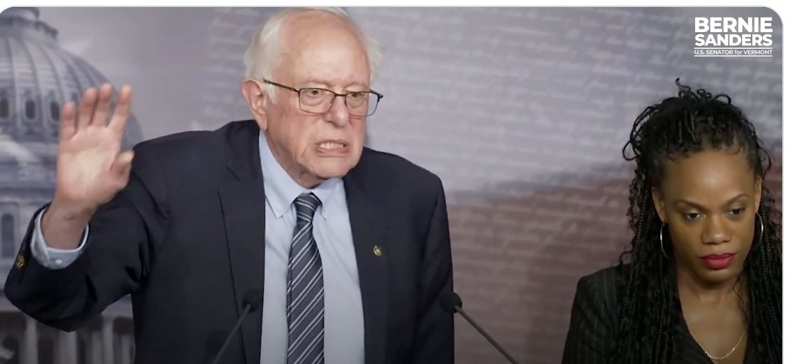 CritiqueAll's tweet photo. @SenSanders Raise your hand if you are a lowlife grifter who has never had a real job, took $20 million from the pharmaceutical industry, owns three homes and has passed only three bills in 35 years, two of which were naming post offices! https://t.co/o9c5G4xk5c